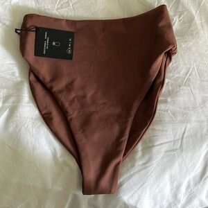 Skatie Monroe bottom Nwt